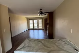 2328 Century Point Ln, Glendale Heights, IL 60139 - Photo 3