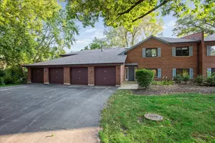 5373 Newport Dr, Lisle, IL 60532 - Photo 1