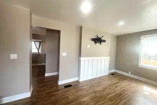 7541 S Hamilton Ave, Chicago, IL 60620 - Photo 5