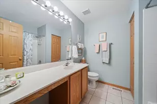 2416 Golf Ridge Cir, Naperville, IL 60563 - Photo 15