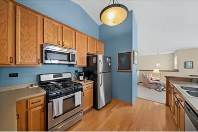 2416 Golf Ridge Circle #2416, Naperville, IL 60563 - Photo 9