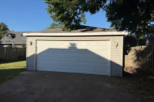 472 N Larch Ave, Elmhurst, IL 60126 - Photo 19