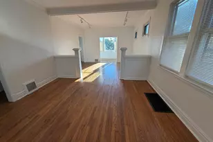 472 N Larch Ave, Elmhurst, IL 60126 - Photo 5