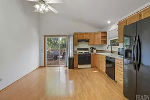 9725 W 17th St, Zion, IL 60099 - Photo 9