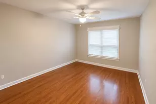 215 58th St, Clarendon Hills, IL 60514 - Photo 15