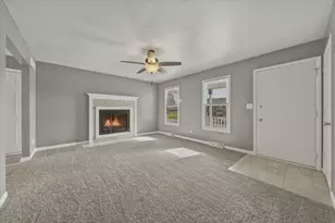 1267 Sunnymeade Dr, Rochelle, IL 61068 - Photo 5