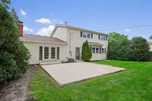 910 Cherokee Dr, Darien, IL 60561 - Photo 33