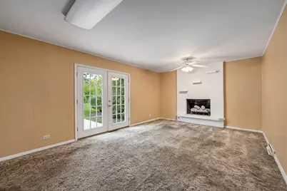 910 Cherokee Drive, Darien, IL 60561 - Photo 19