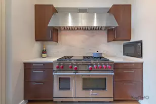 118 E Erie St, Chicago, IL 60611 - Photo 37