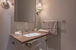 118 E Erie St, Chicago, IL 60611 - Photo 31