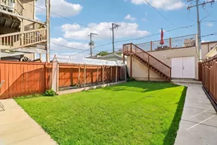 929 S Bell Ave, Chicago, IL 60612 - Photo 13