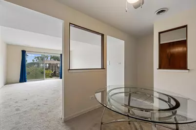 10308 Circle Drive #302, Oak Lawn, IL 60453 - Photo 3