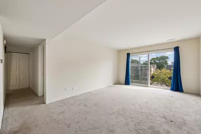 10308 Circle Drive #302, Oak Lawn, IL 60453 - Photo 7