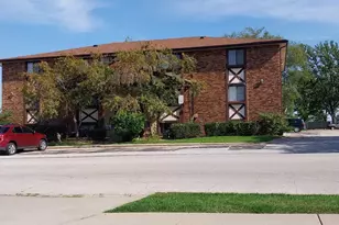 350 N Birch St, Manteno, IL 60950 - Photo 1
