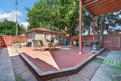 5200 W Byron Street, Chicago, IL 60641 - Photo 45