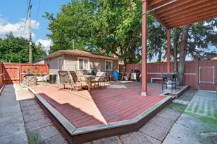 5200 W Byron St, Chicago, IL 60641 - Photo 45