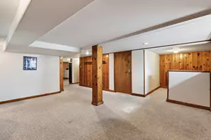 5200 W Byron St, Chicago, IL 60641 - Photo 35