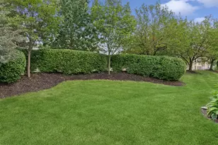 2737 Nicole Cir, Aurora, IL 60502 - Photo 29