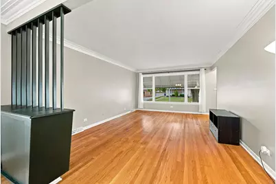 10521 Lavergne Avenue, Oak Lawn, IL 60453 - Photo 7