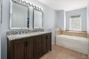 1743 W Ethan's Glen Dr, Palatine, IL 60067 - Photo 19