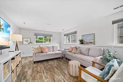 1022 E Jefferson Avenue, Wheaton, IL 60187 - Photo 9