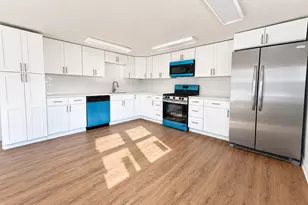 1387 E 16th Rd, Streator, IL 61364 - Photo 3