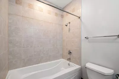 33 W Ontario Street #42ES, Chicago, IL 60654 - Photo 11