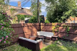 2867 E 77th St, Chicago, IL 60649 - Photo 27