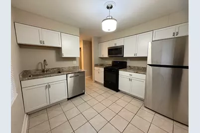 4864 Carol Street #D, Skokie, IL 60077 - Photo 5