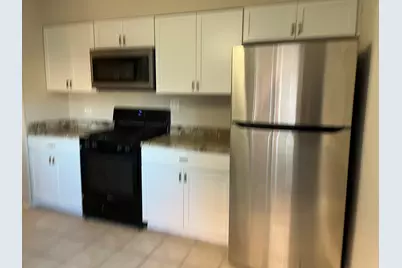 4864 Carol Street #D, Skokie, IL 60077 - Photo 7