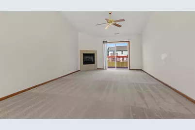 6422 Oak Crest Lane #6422, Loves Park, IL 61111 - Photo 5