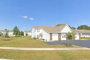 6422 Oak Crest Ln, Loves Park, IL 61111 - Photo 1