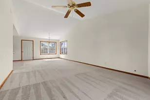 6422 Oak Crest Ln, Loves Park, IL 61111 - Photo 3