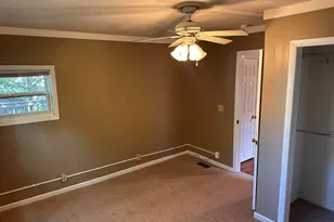 607 Leonard Ave, Dekalb, IL 60115 - Photo 9