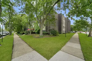 10015 Beverly Dr, Skokie, IL 60076 - Photo 33
