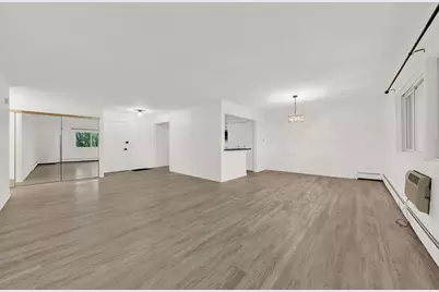 10015 Beverly Drive #404, Skokie, IL 60076 - Photo 7