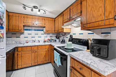 7036 98th Street #2B, Chicago Ridge, IL 60415 - Photo 9