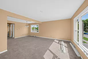 370 Prairie Ave, Calumet City, IL 60409 - Photo 15