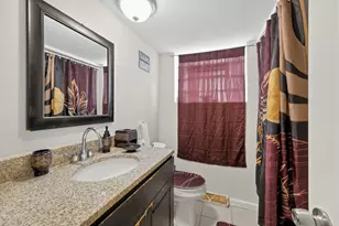 370 Prairie Ave, Calumet City, IL 60409 - Photo 11