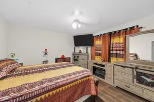 370 Prairie Ave, Calumet City, IL 60409 - Photo 9