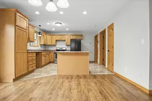 11924 E 2800 N Rd, Cornell, IL 61319 - Photo 9