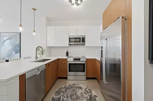 1901 S Calumet Ave, Chicago, IL 60616 - Photo 3