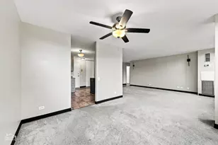 4850 S Lake Park Ave, Chicago, IL 60615 - Photo 9