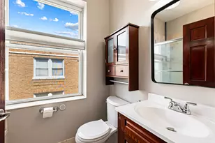 4902 N Drake Ave, Chicago, IL 60625 - Photo 11