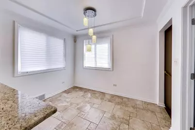 8215 S Tripp Avenue, Chicago, IL 60652 - Photo 7
