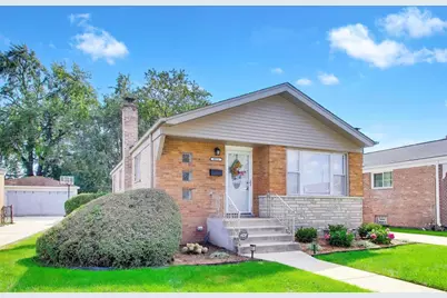 8215 S Tripp Avenue, Chicago, IL 60652 - Photo 3