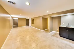 8215 S Tripp Ave, Chicago, IL 60652 - Photo 21