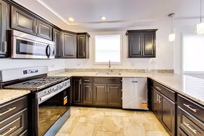 8215 S Tripp Avenue, Chicago, IL 60652 - Photo 11