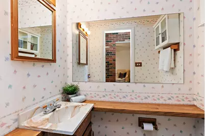 1961 Governors Lane, Hoffman Estates, IL 60169 - Photo 15
