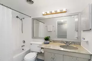 1961 Governors Ln, Hoffman Estates, IL 60169 - Photo 19